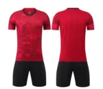 批发男子足球训练球衣100% 涤纶快干轻质透气短袖标志选项2024/25季节 - Image 2