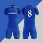 定制男子足球制服套装，带短裤热转印印花透气聚酯运动衫，队名/号码空白